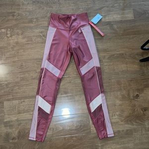 NEW W/ TAGS Good American leggings